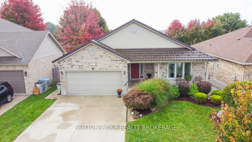 82-laura-lane-strathroy-caradoc-ontario-x12459673