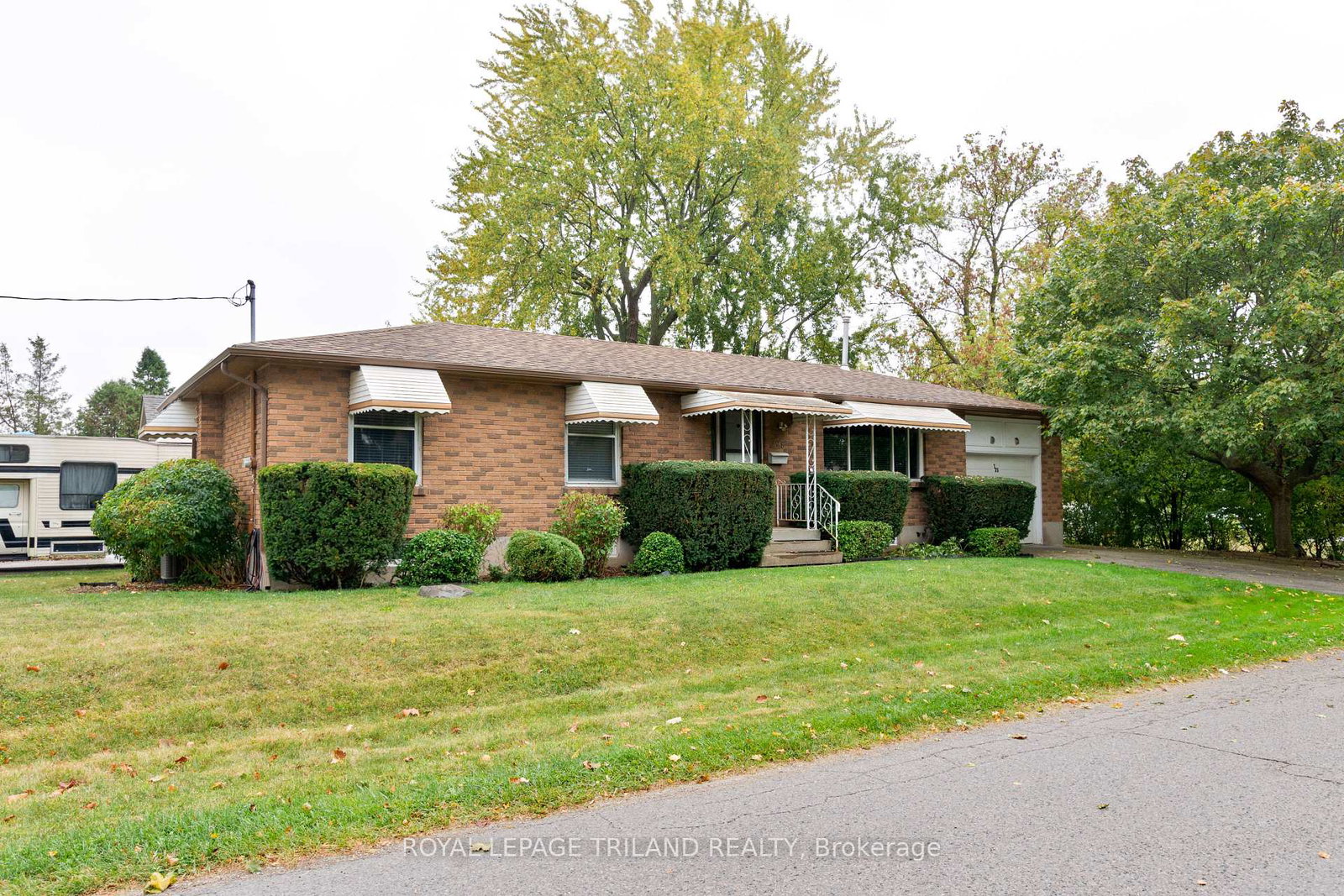 725-st-stephens-drive-london-south-ontario-x12460051