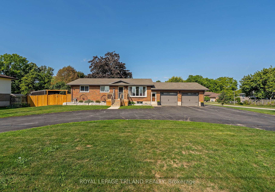 177-queen-street-north-middlesex-ontario-x12460195