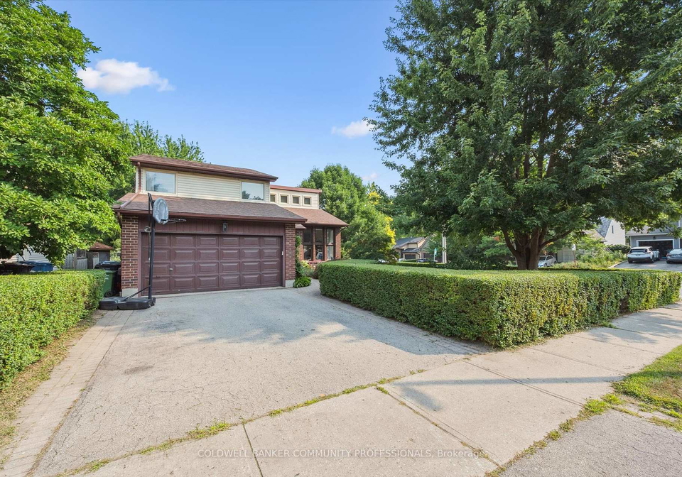 1-thornhill-drive-guelph-ontario-x12460228