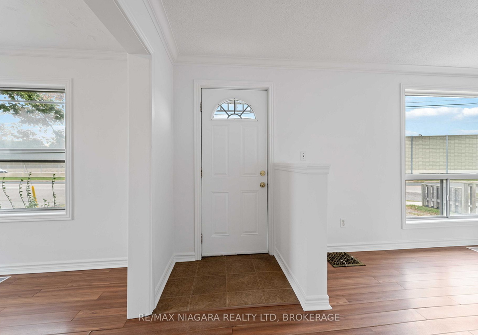21-maywood-avenue-st-catharines-ontario-x12460344