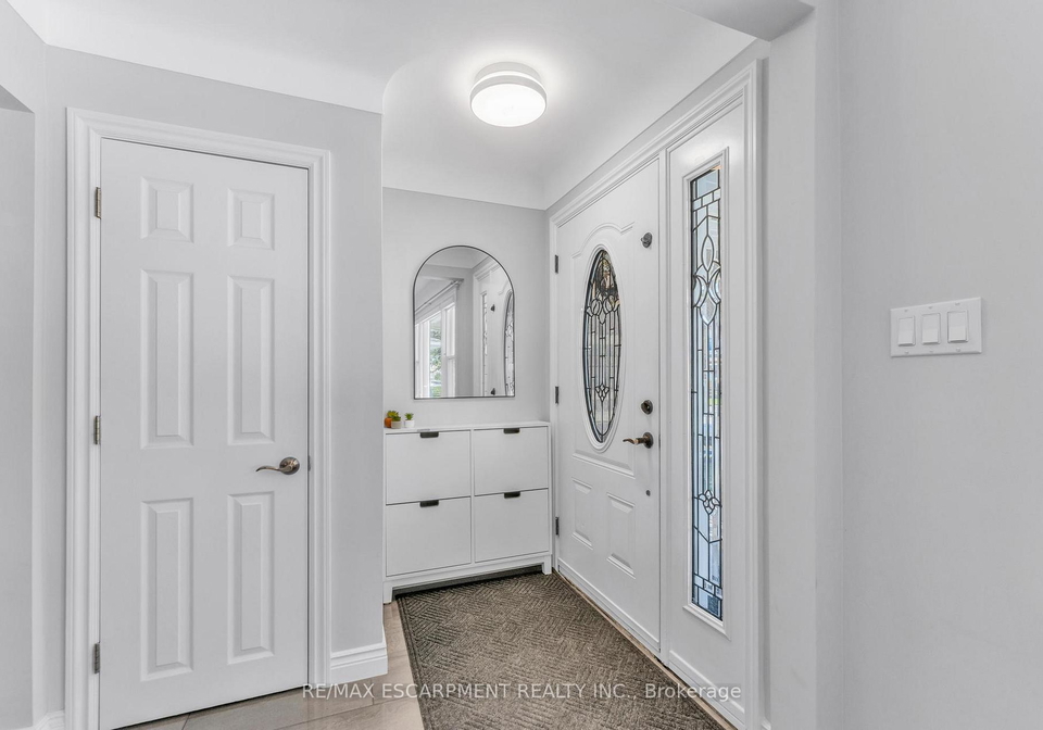 75-cloverdale-avenue-hamilton-ontario-x12460382