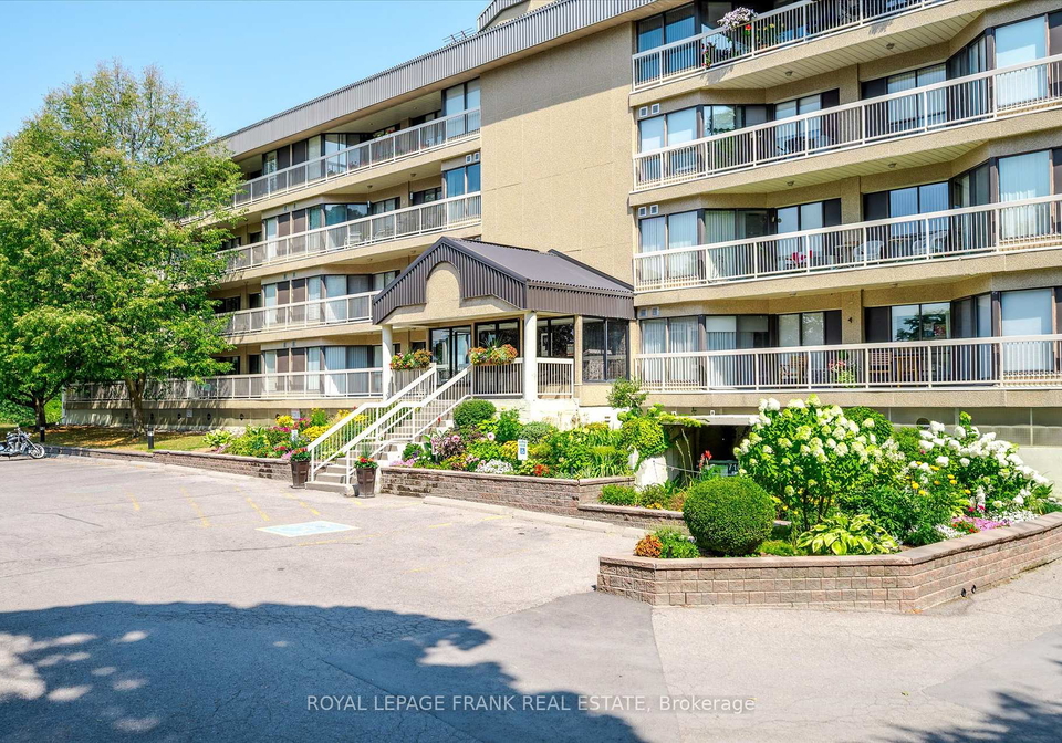 40-auburn-street-peterborough-east-ontario-x12460483
