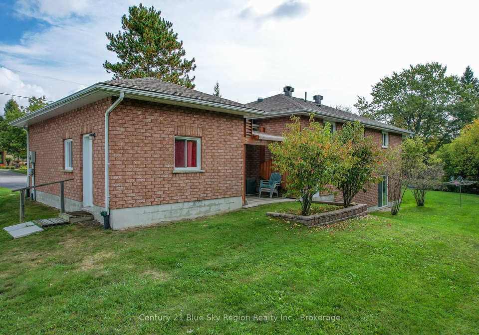 363-main-street-powassan-ontario-x12460580