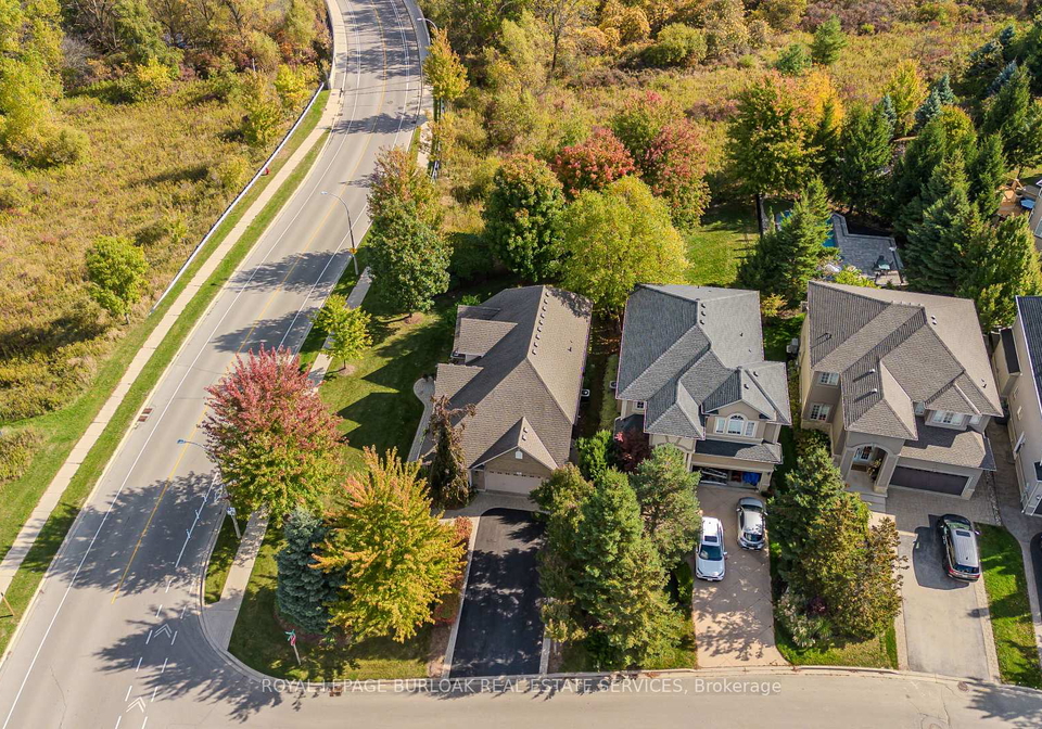 3-diiorio-circle-hamilton-ontario-x12460632