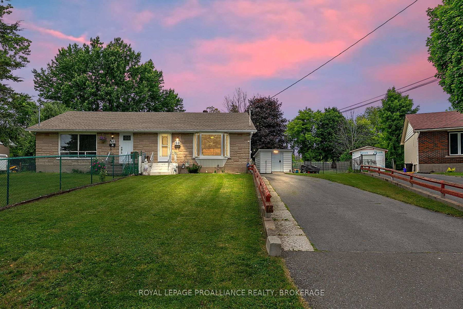 50-morden-crescent-loyalist-ontario-x12460652
