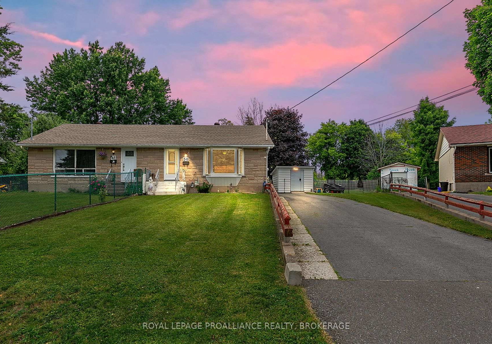 50-morden-crescent-loyalist-ontario-x12460652