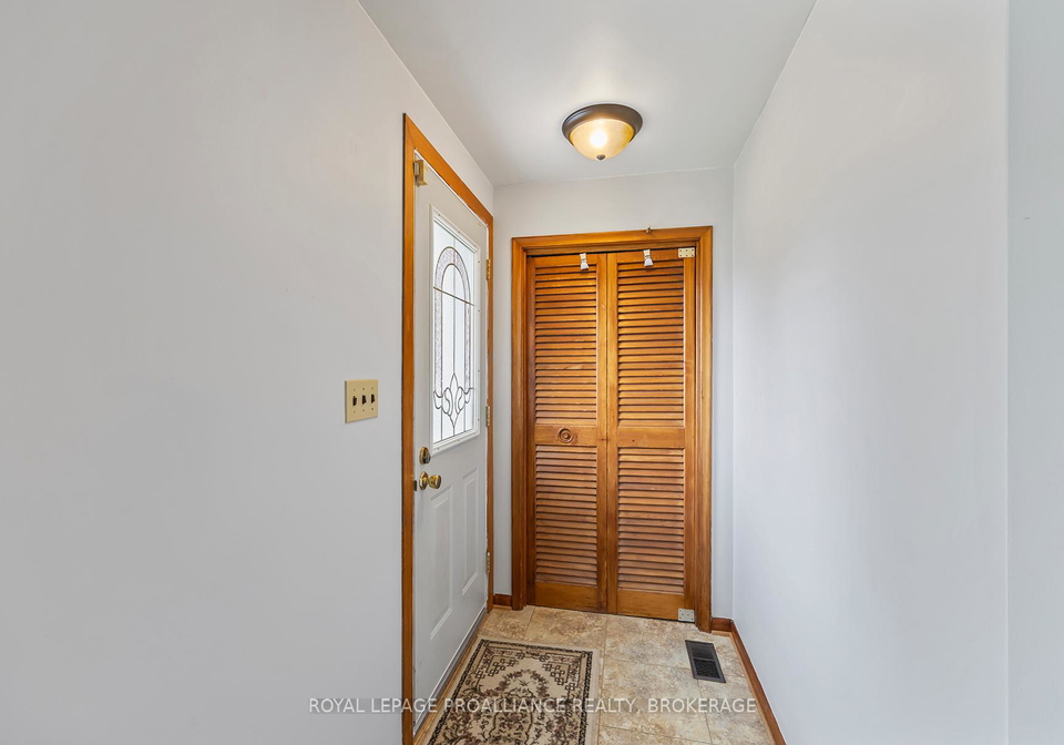 50-morden-crescent-loyalist-ontario-x12460652
