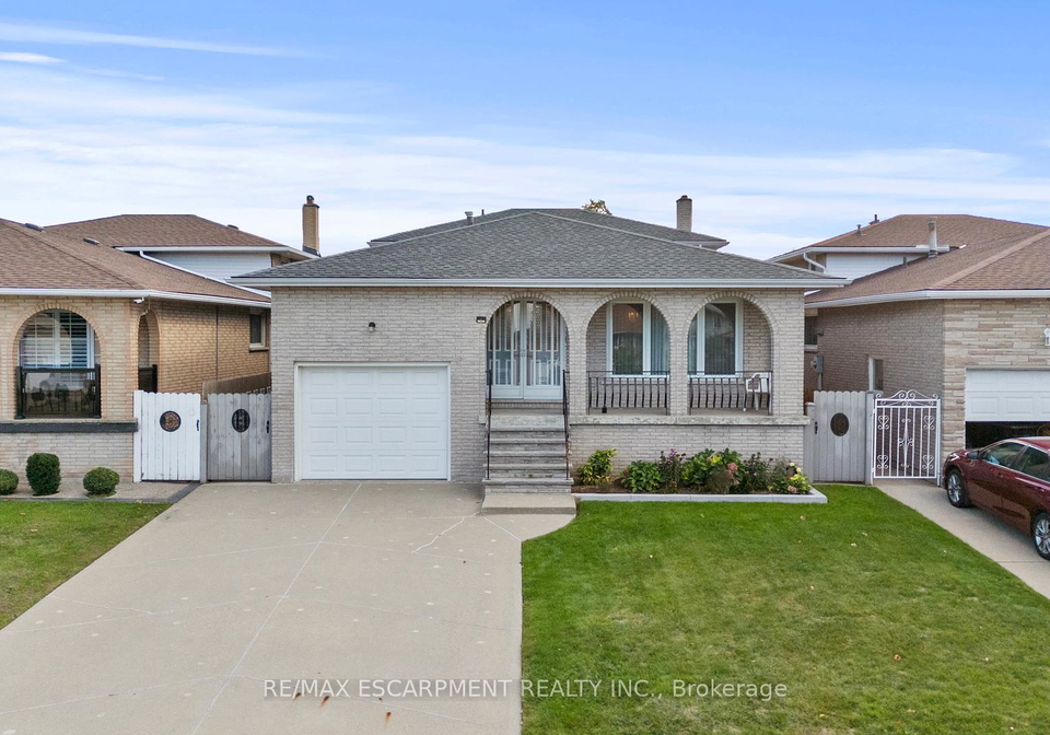 48-village-drive-hamilton-ontario-x12460673
