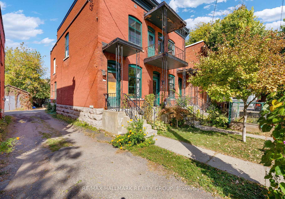 111-guigues-avenue-ottawa-ontario-x12460694