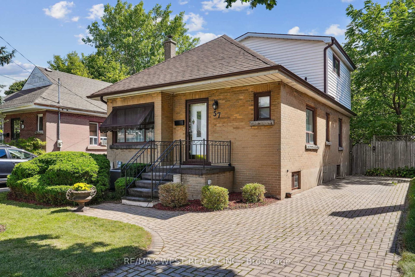 57-east-36th-street-hamilton-ontario-x12460784