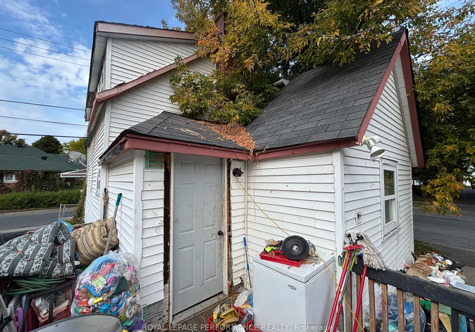 345-gloucester-st-n-street-n-cornwall-ontario-x12460917