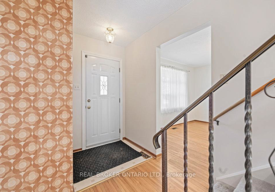 60-westpark-drive-ottawa-ontario-x12461059