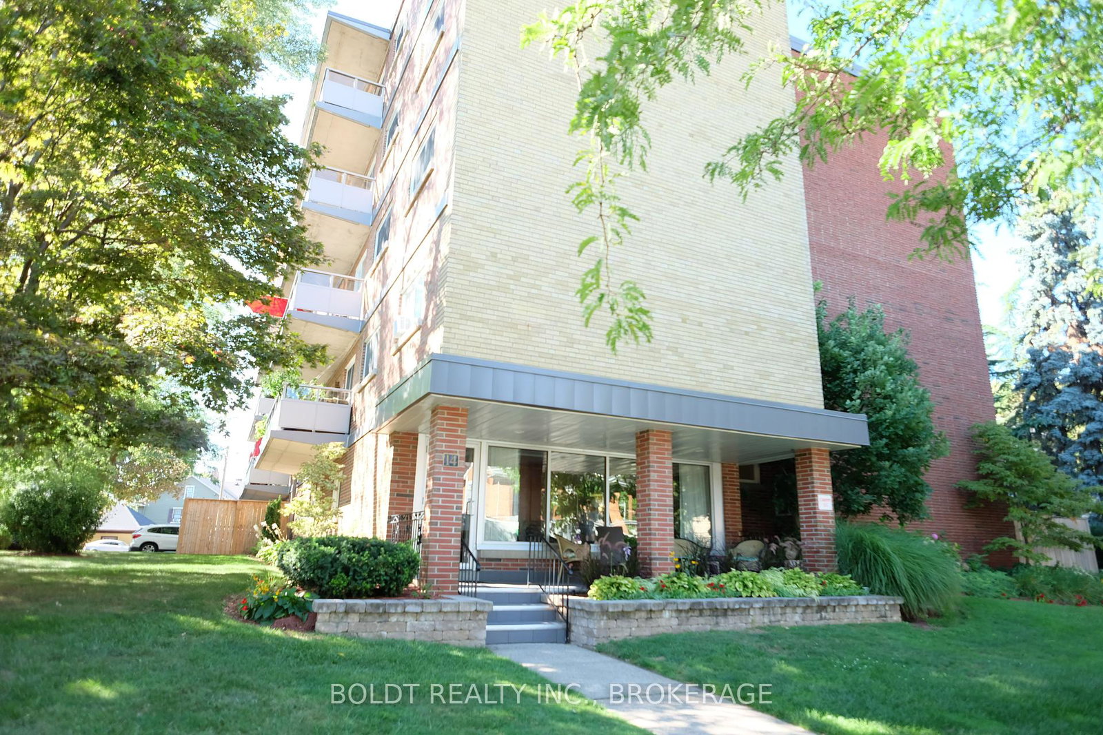 14-norris-place-st-catharines-ontario-x12461173