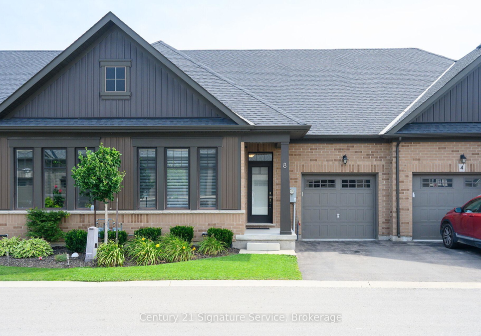 8-cosmopolitan-common-e-st-catharines-ontario-x12461351