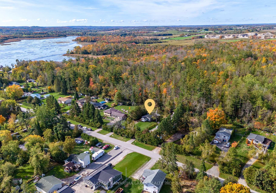 35-woods-avenue-kawartha-lakes-ontario-x12461417