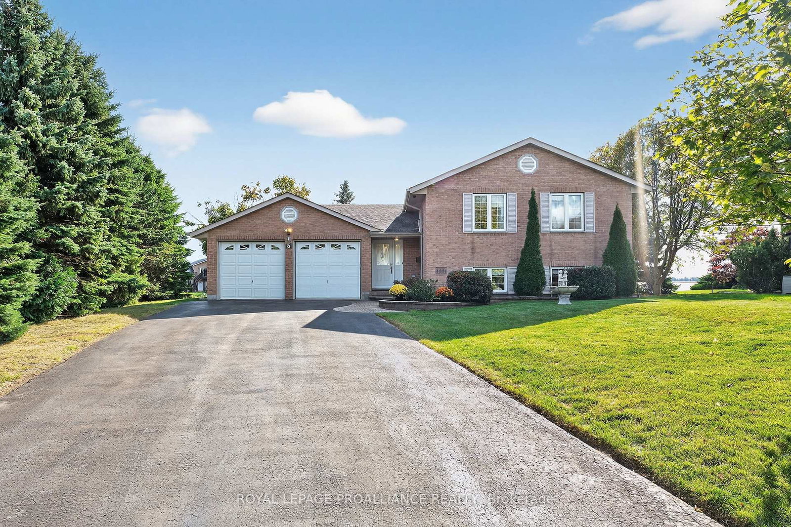 7-quick-lane-brighton-ontario-x12461442