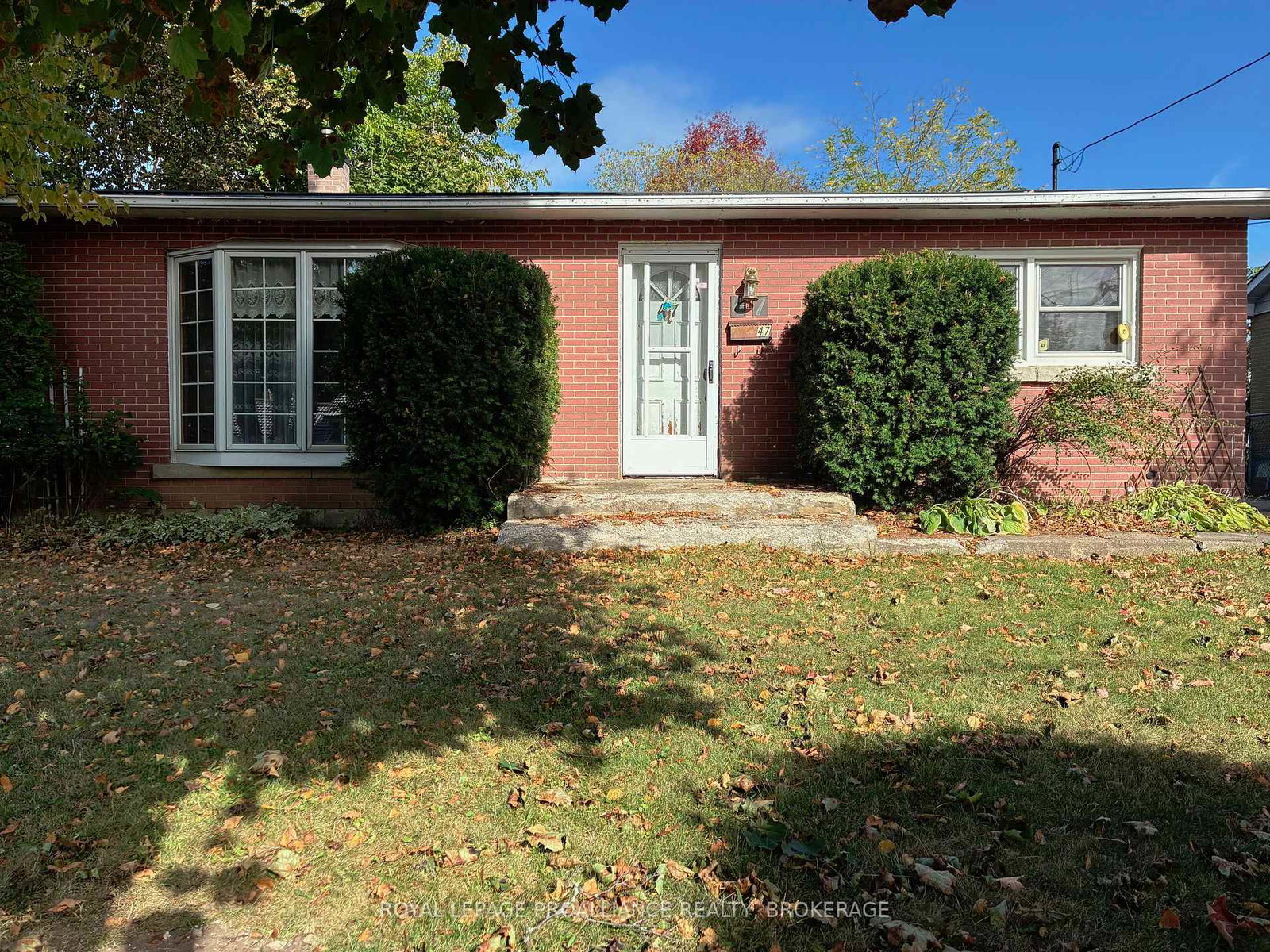 47-henry-crescent-loyalist-ontario-x12461492