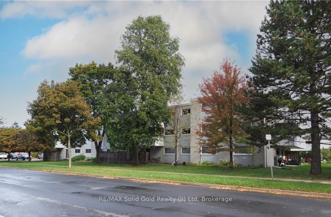 80-breckenridge-drive-kitchener-ontario-x12461507