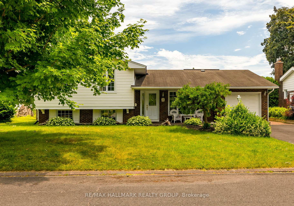 12-ancona-crescent-ottawa-ontario-x12461657