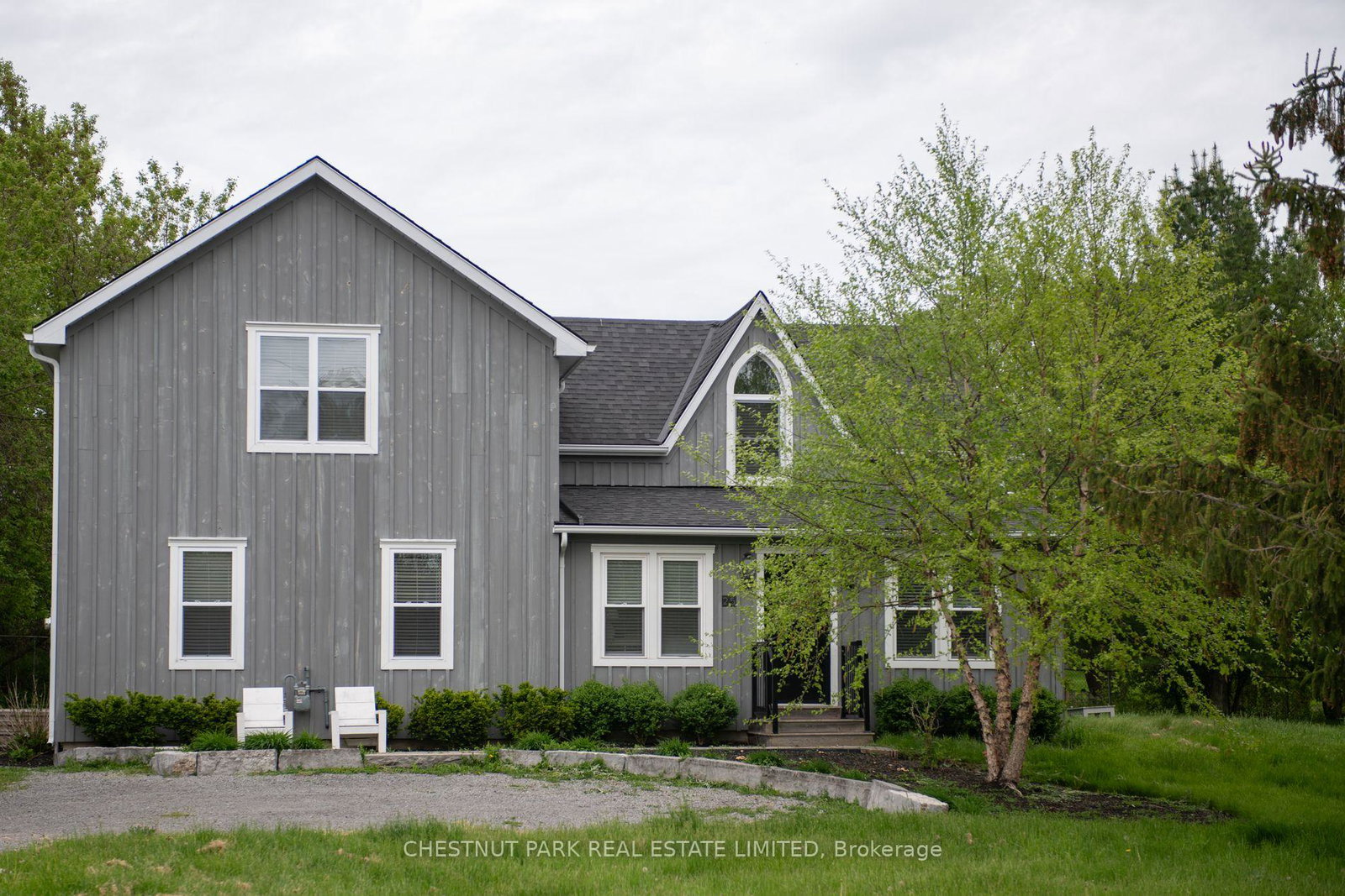 25-stanley-street-prince-edward-county-ontario-x12461926