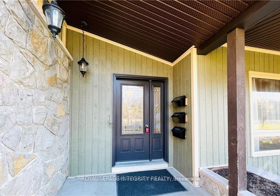 4700-fallowfield-road-ottawa-ontario-x12461935
