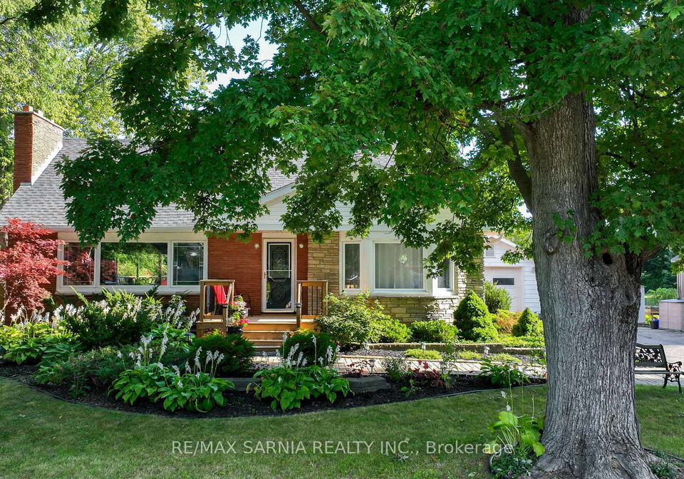 3488-egremont-road-plympton-wyoming-ontario-x12461955