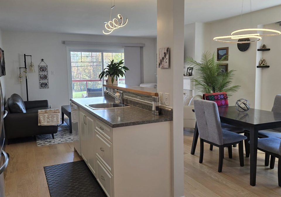 341-water-street-w-cornwall-ontario-x12462107