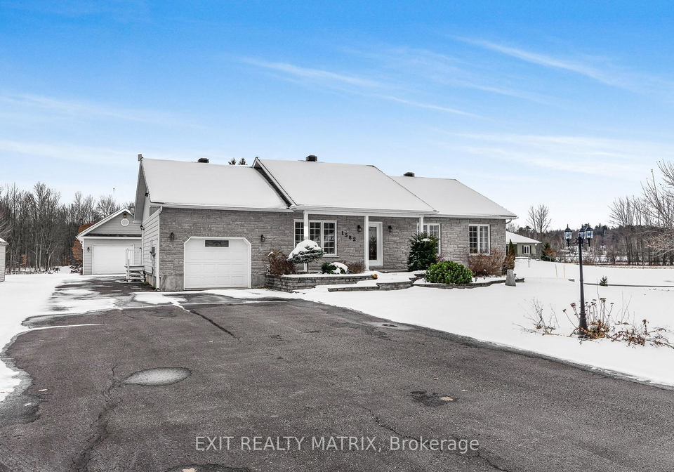 1582-sandy-hill-road-champlain-ontario-x12462315