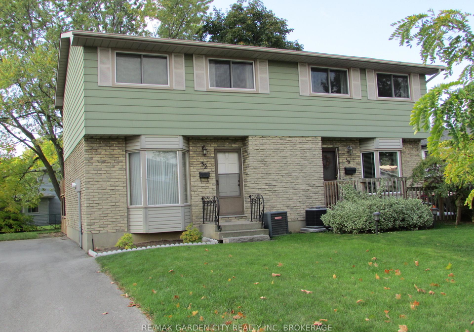 32-greystone-crescent-st-catharines-ontario-x12462393