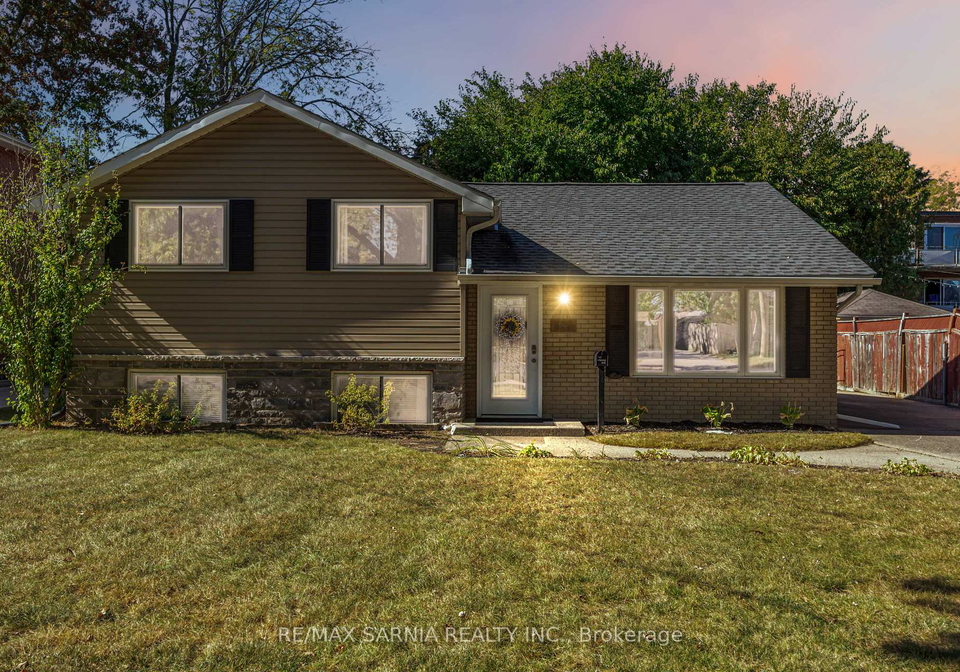 841-vroom-avenue-sarnia-ontario-x12462482