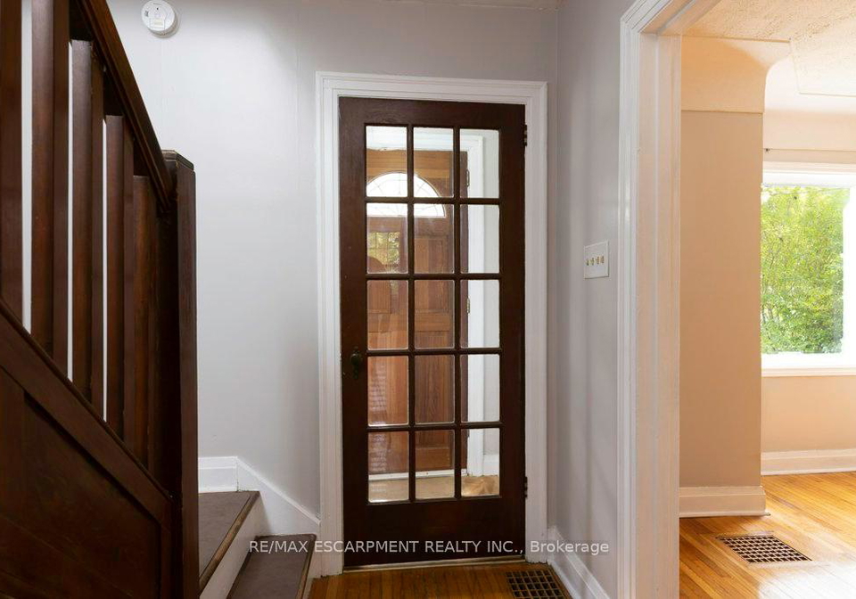 144-whitney-avenue-hamilton-ontario-x12462533
