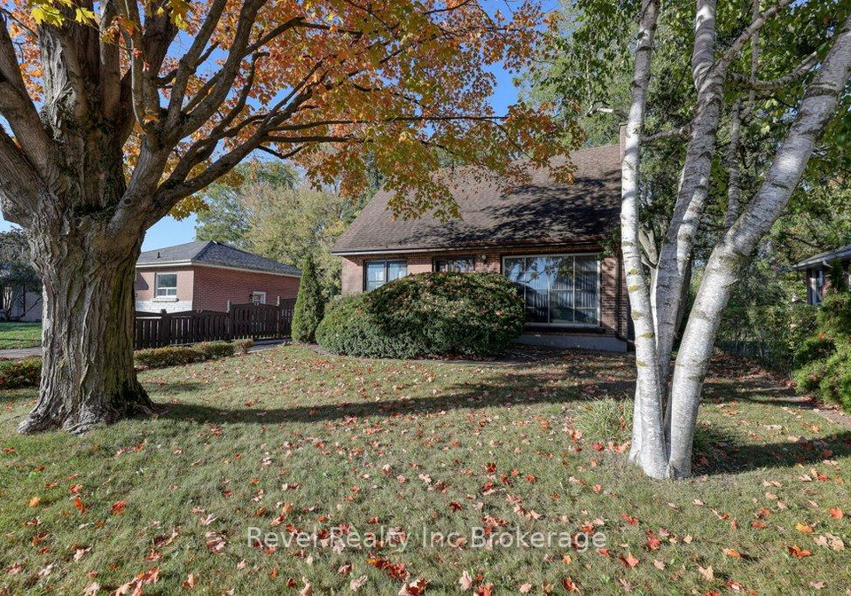 46-aileen-drive-woodstock-ontario-x12462650