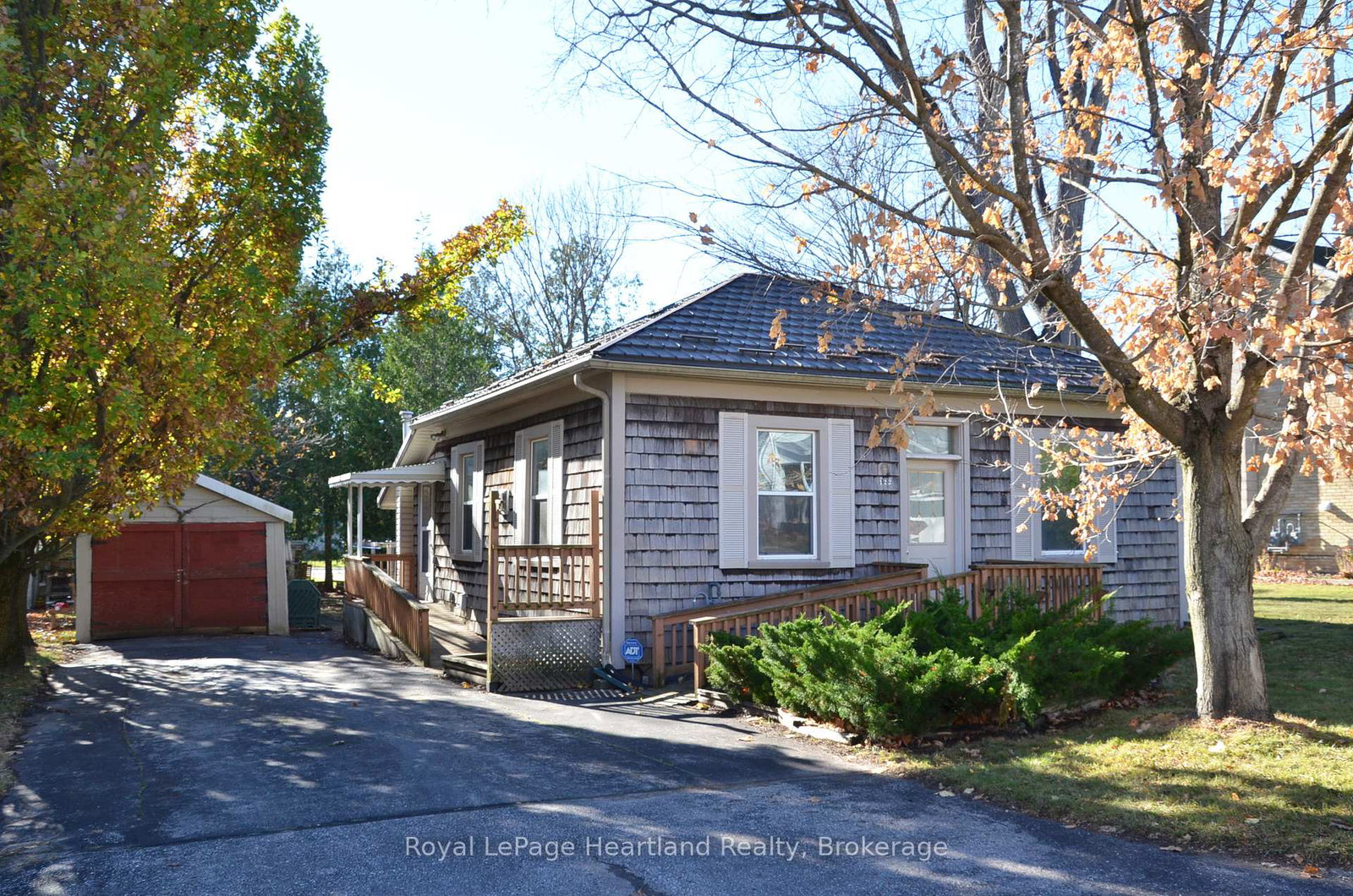 122-mary-street-central-huron-ontario-x12462725