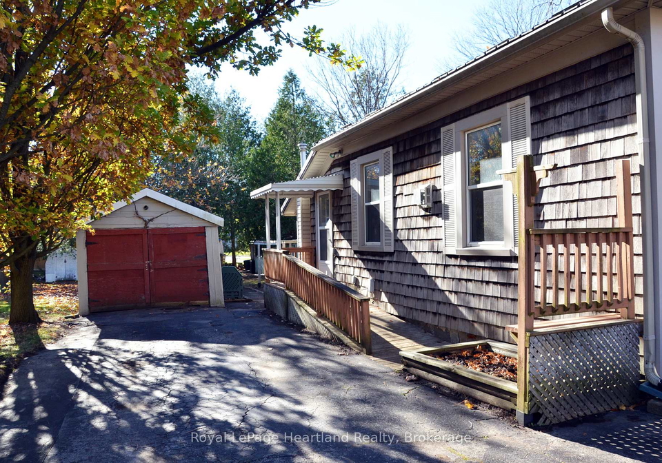 122-mary-street-central-huron-ontario-x12462725