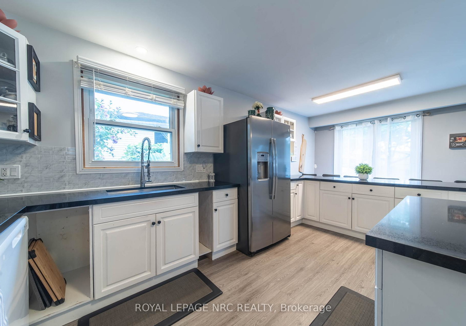 7346-sunhaven-drive-niagara-falls-ontario-x12462733