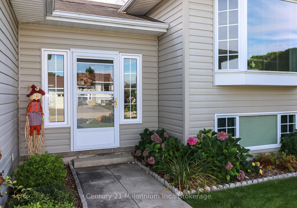 33-birchwood-court-meaford-ontario-x12462845