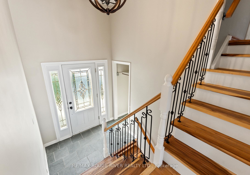 1-applewood-crescent-kawartha-lakes-ontario-x12462850