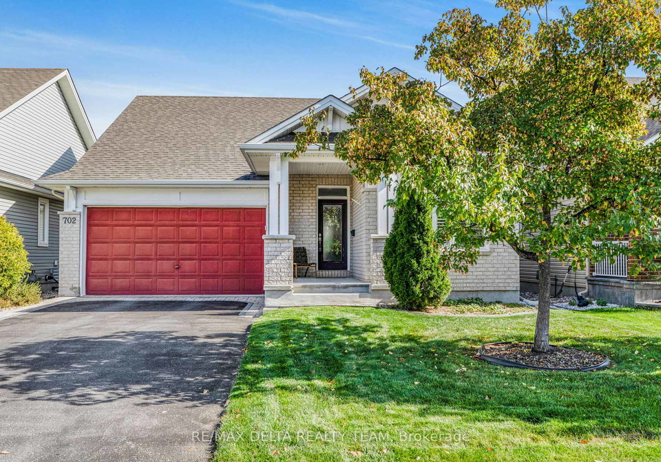 702-cabris-crescent-ottawa-ontario-x12462947