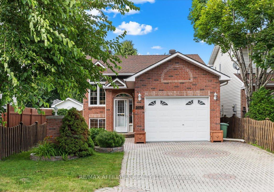 1694-toulouse-crescent-ottawa-ontario-x12462993