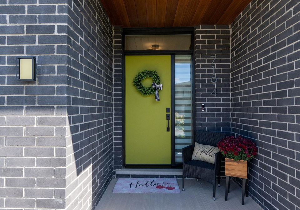 7194-parsa-street-niagara-falls-ontario-x12462996