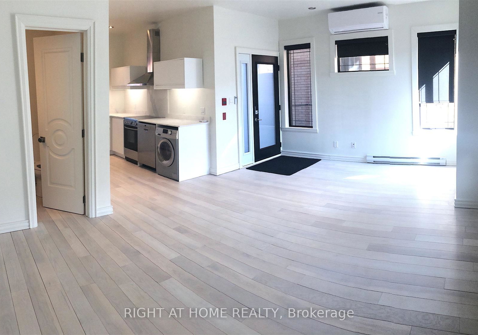 843-main-street-e-hamilton-ontario-x12463172
