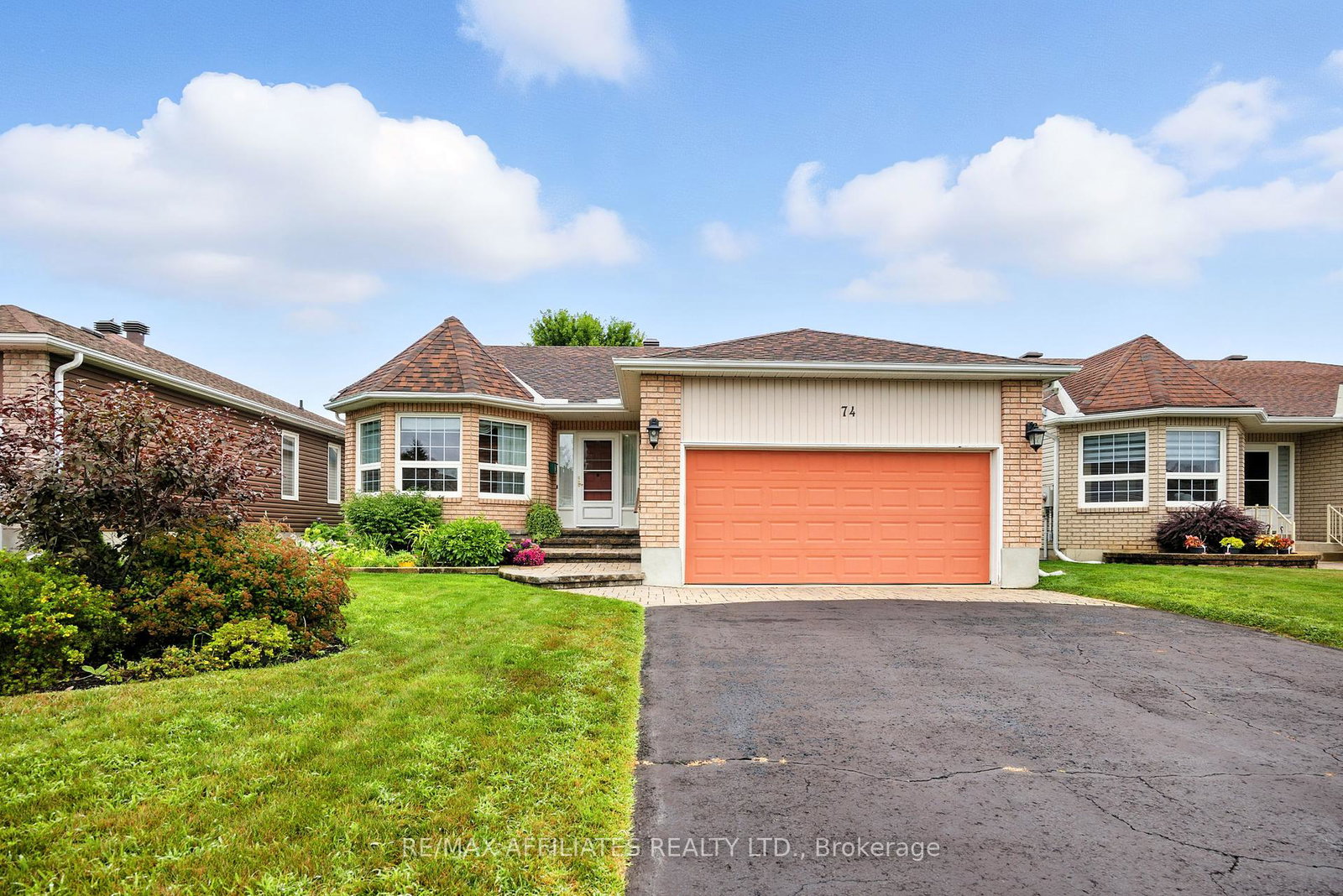 74-decaria-boulevard-perth-ontario-x12463259