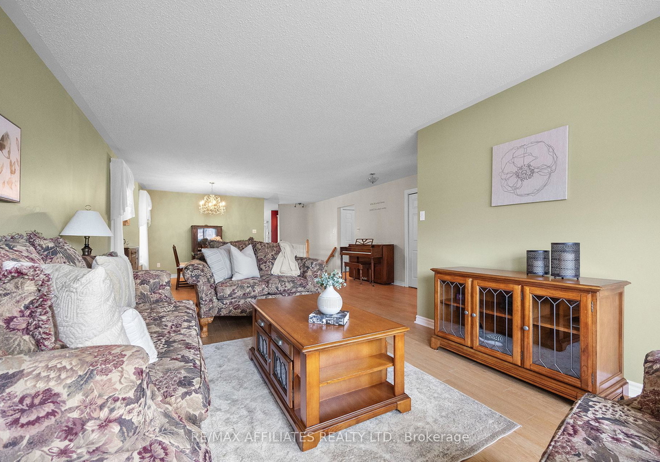 74-decaria-boulevard-perth-ontario-x12463259
