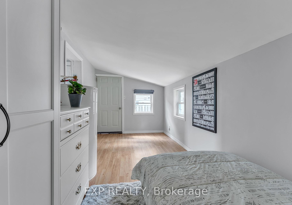 36-stanley-street-quinte-west-ontario-x12463616