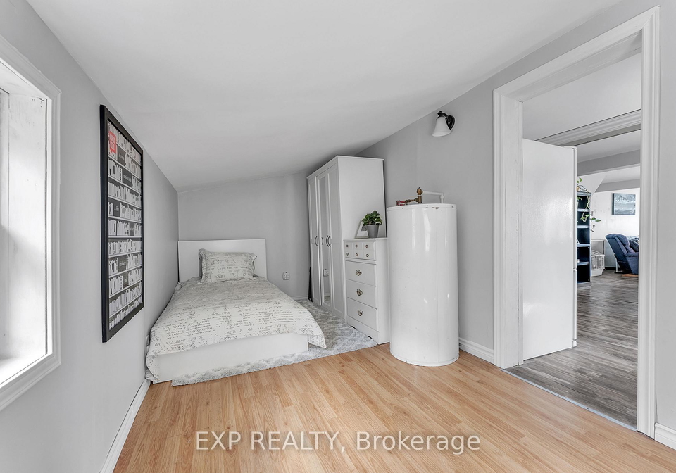 36-stanley-street-quinte-west-ontario-x12463616