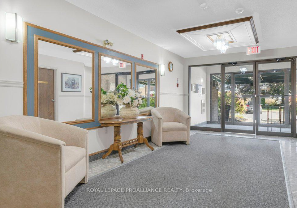 52-tripp-boulevard-quinte-west-ontario-x12463775
