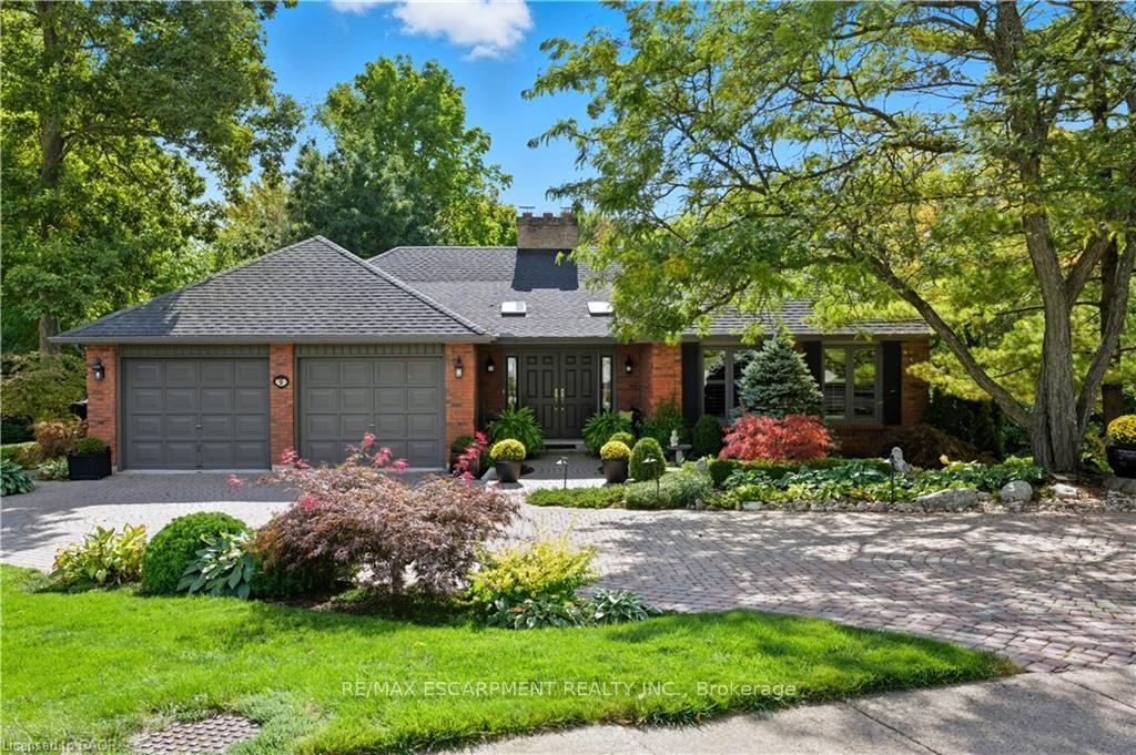 9-mays-crescent-hamilton-ontario-x12464278