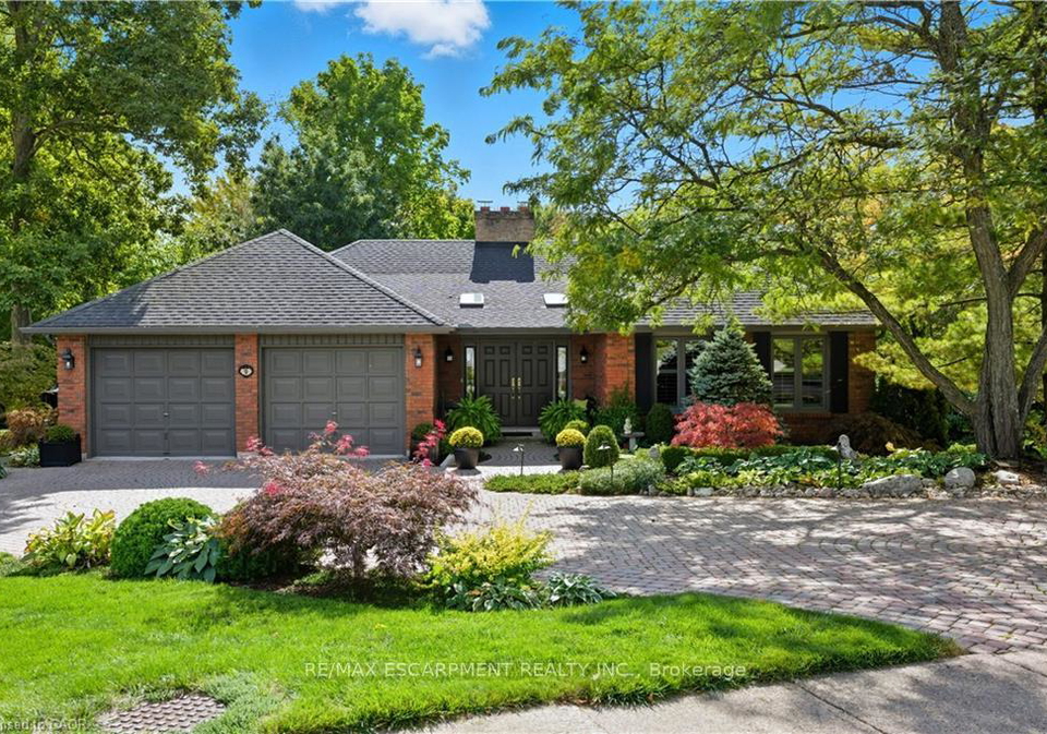 9-mays-crescent-hamilton-ontario-x12464278