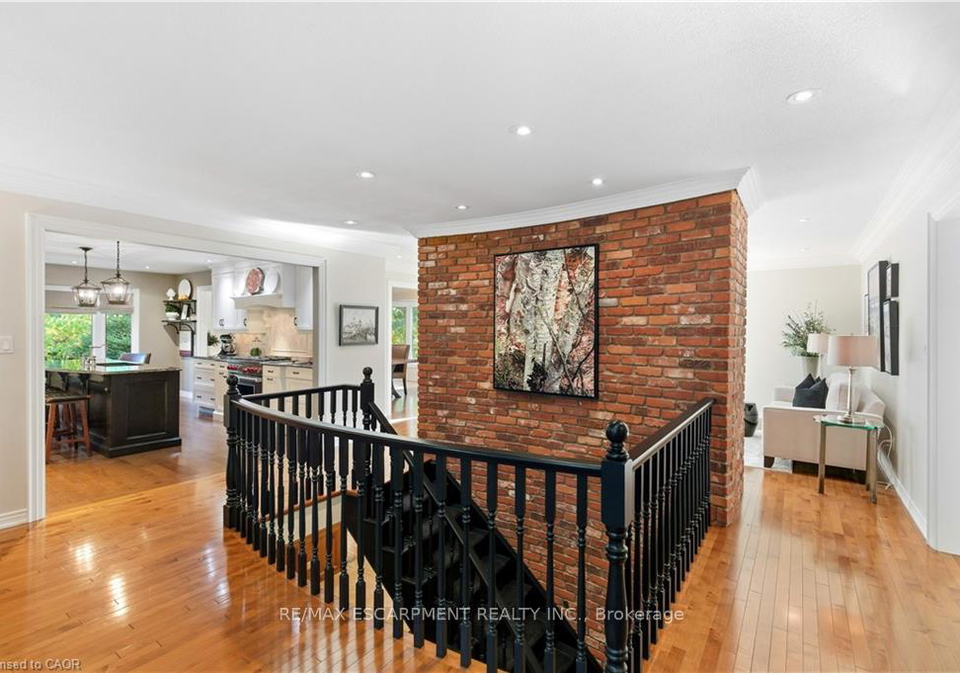 9-mays-crescent-hamilton-ontario-x12464278
